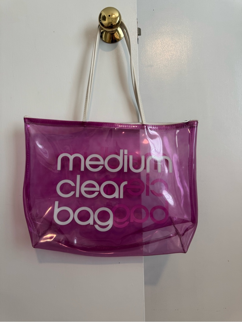 Bloomingdale's Medium Clear Tote in Magenta